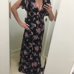 Beautiful Lulu’s Floral Dress